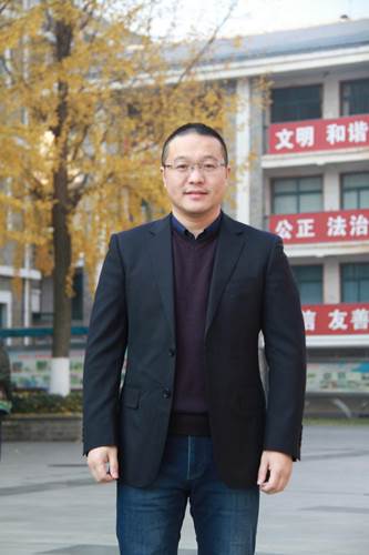 clip_image004.jpg 2.尹少波