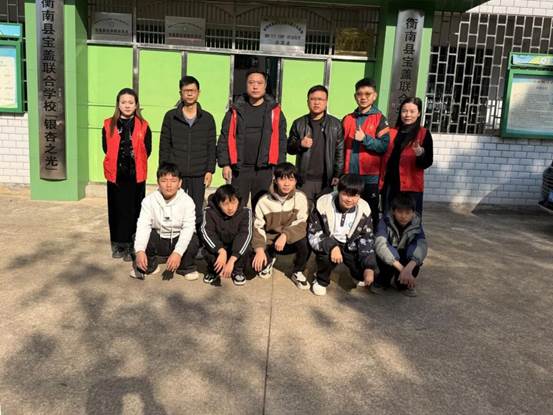 e206f625e7cd4bff48c145ef37ea6bd5