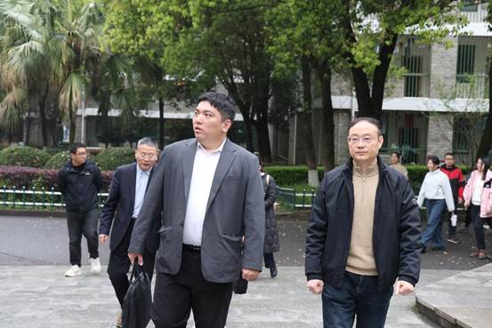 clip_image004.jpg IMG_6594