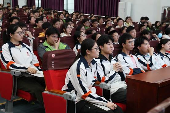 ae3e14cc34f4795a219df5755d6f518d