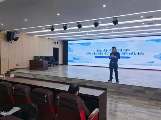 8a1a5dc5c9f5d37c7a89d28807b60bb1